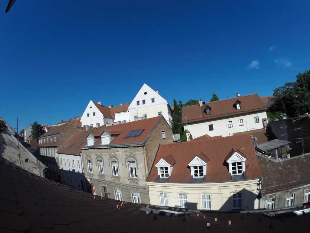 Upper Town Apartment Zagreb Cameră foto